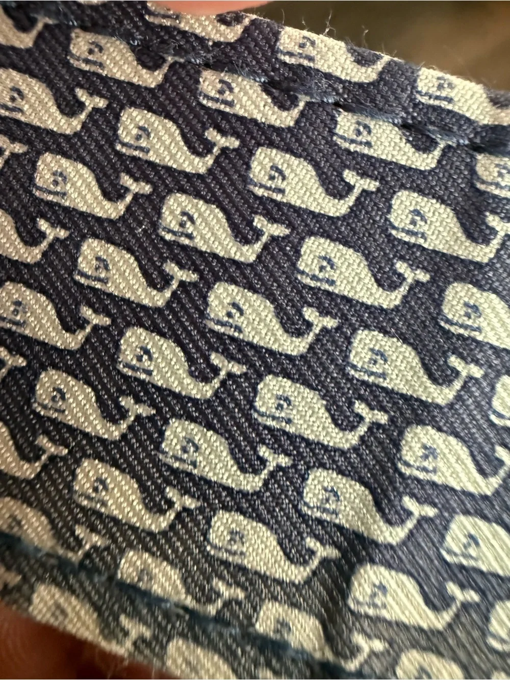 Vineyard Vines Men’s Woven Blue Whale Patterned Belt